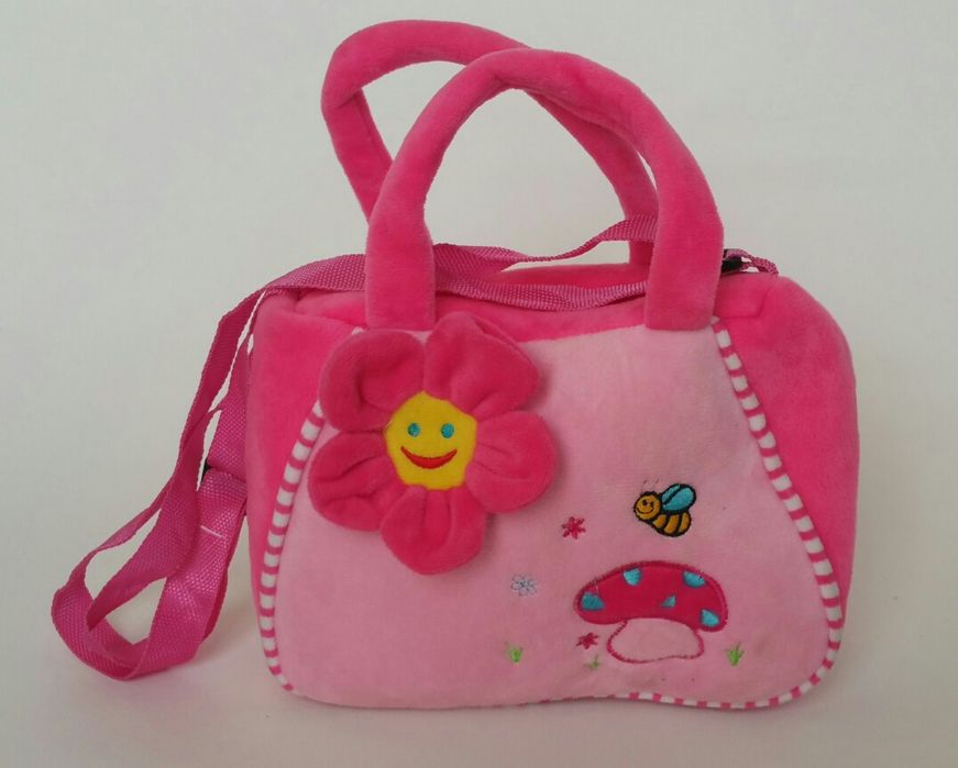 Mała torebka pluszowa