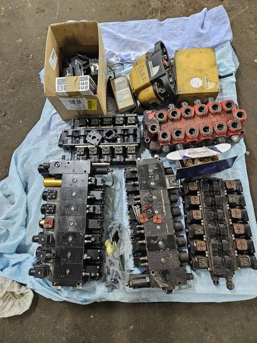 Parcer + radio Hetronic