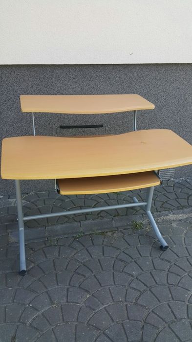 Продаю стіл для комп'ютера,можливий торг