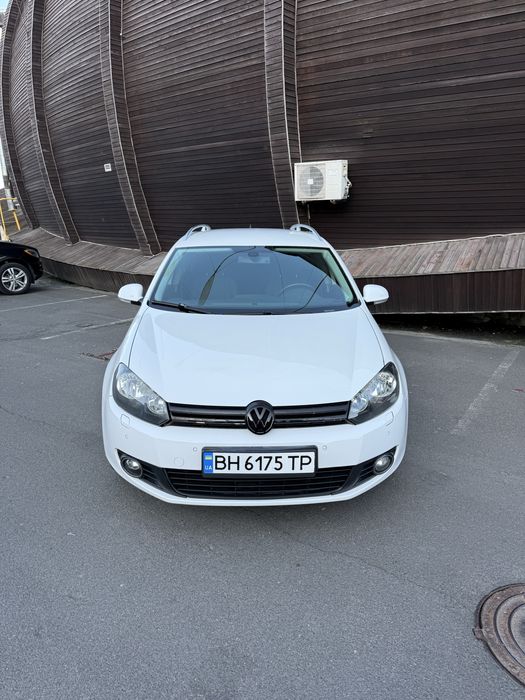 Volkswagen Golf 2010 рік