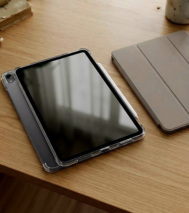 iPad Pro 12.9" (3.ª Geração) 64GB Wi-Fi + Apple Pencil + Capa