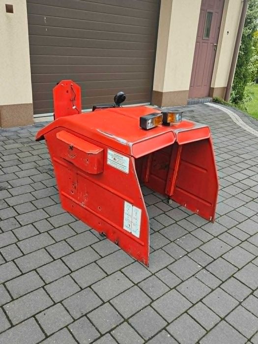 Błotniki tylne MF 255.Przednie Gratis
