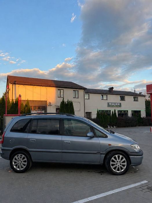 Продам Opel Zafira A