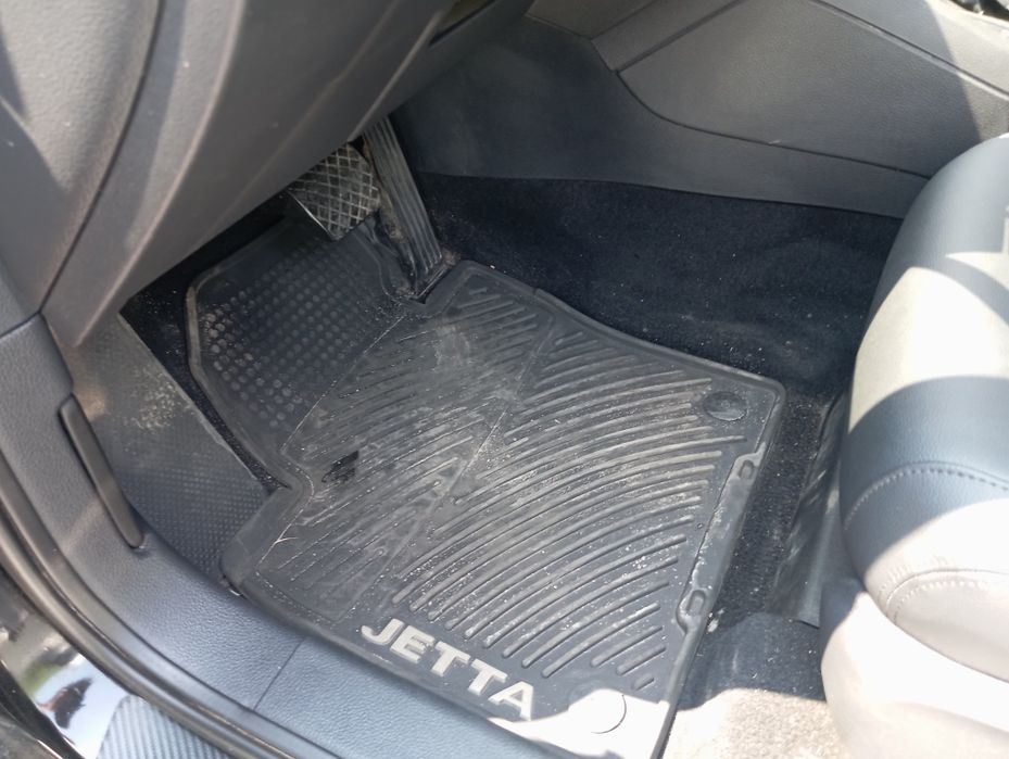 VW JETTA  SEL 2.5 газ бензин