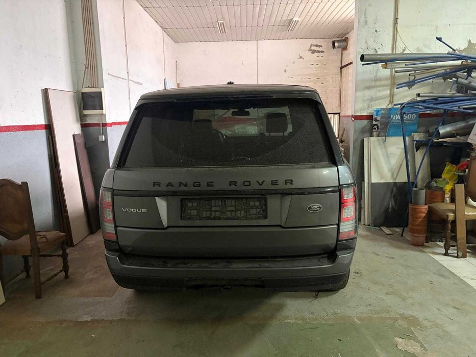 Range Rover para peças