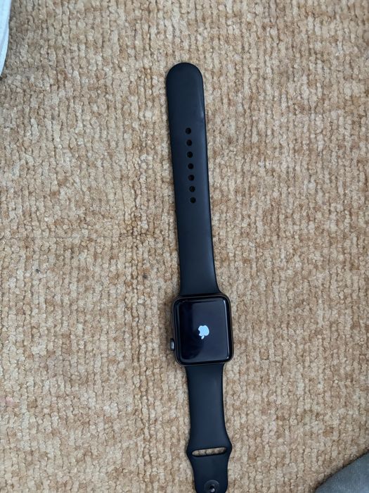 Епл воч 3серіі під айклаудом , на запчастин