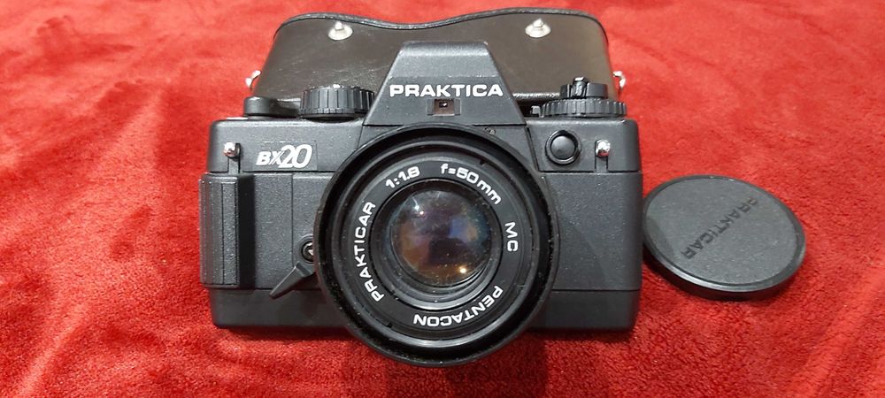 Máquina Praktica BX20 analógica