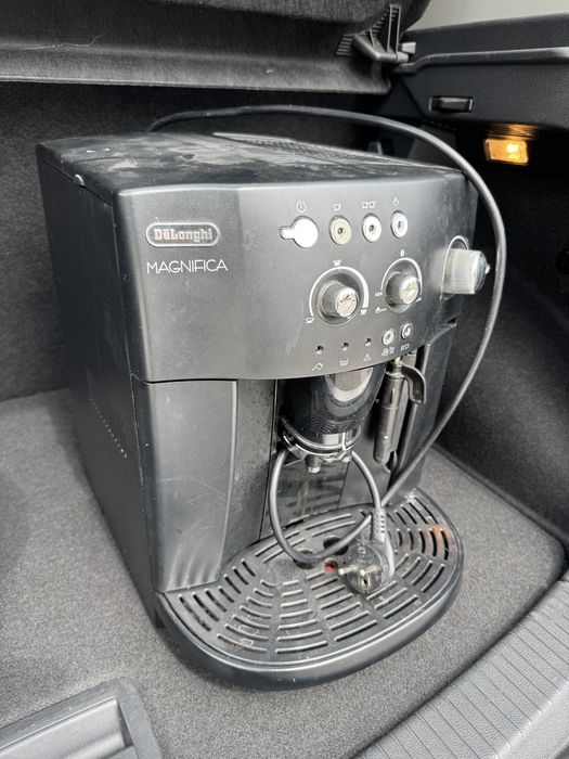 Delonghi Magnifica - na części