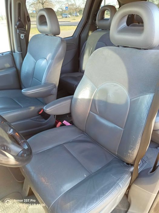 Chrysler Voyager 2.8 CRD 150 cv Automática 7lugares