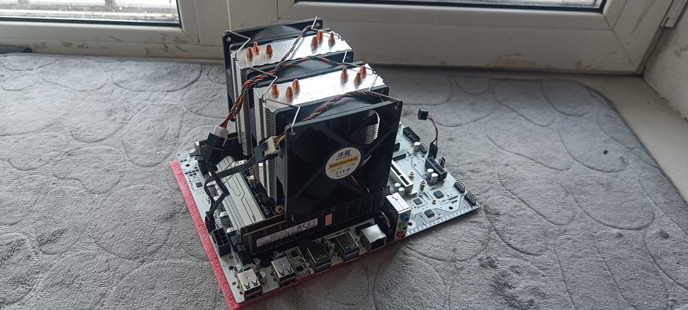 Xeon E5 2673 v3 + Machinist X99-K9 + 64GB DDR4