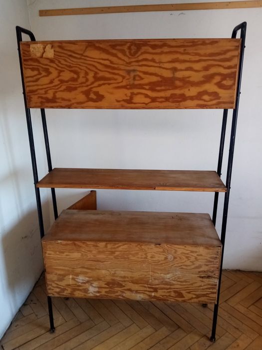 Bibloteczka z okresu PRLu