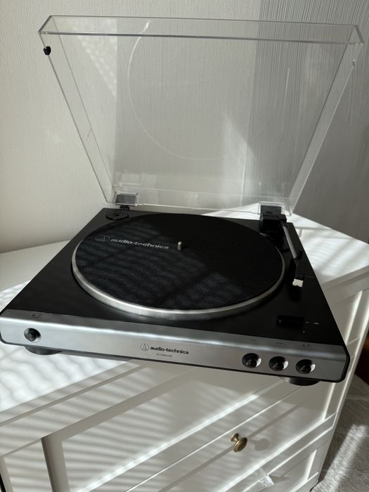 Вініловий програвая Audio-Technica AT-LP60XUSB