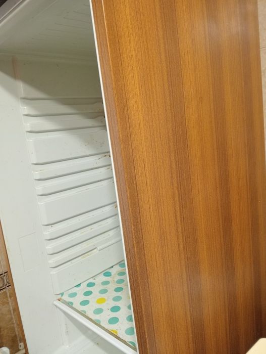 Холодильник indesit