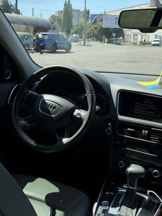 Audi Q5 2012 VIN WA1LFAFP5DA023208 фото оголошення 8 з 13