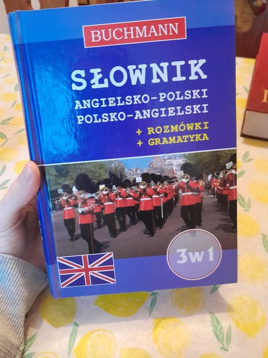 Slownik Angielsko polski Polsko angielski + rozmówki + gramatyka 2005