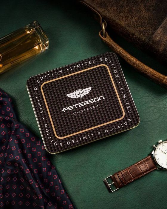 duży, skórzany portfel męski bez zapięcia - peterson