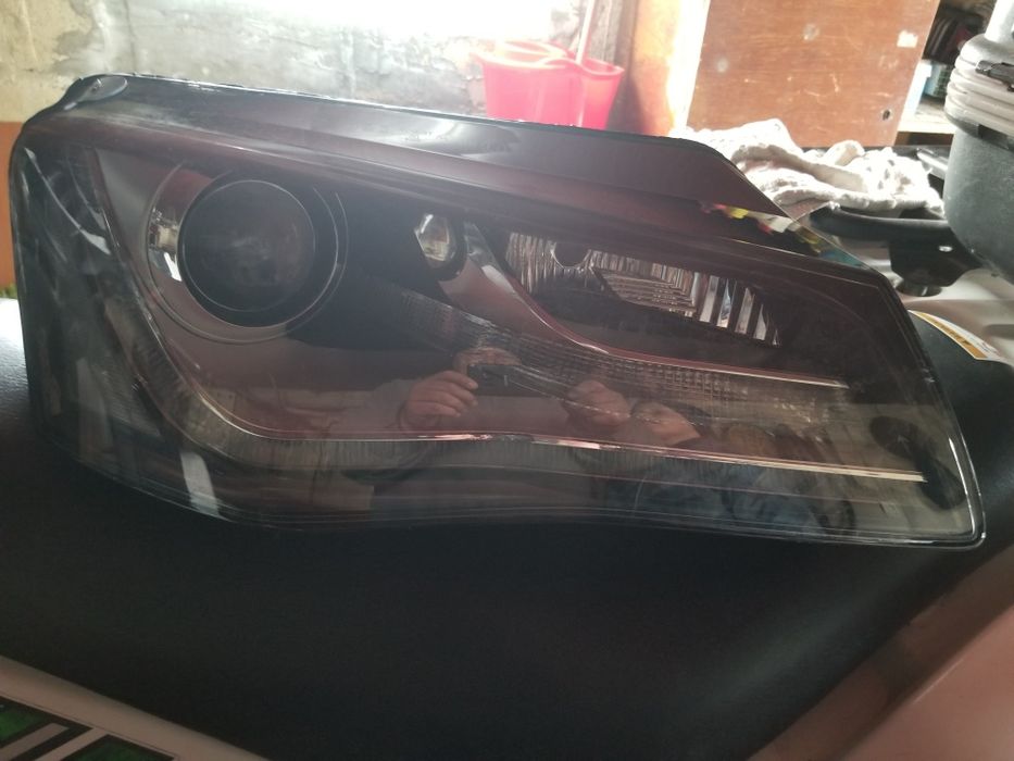 продам фари ауді а8