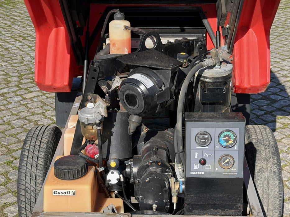 2014 Kaeser M20 Compressor de Ar Rebocável