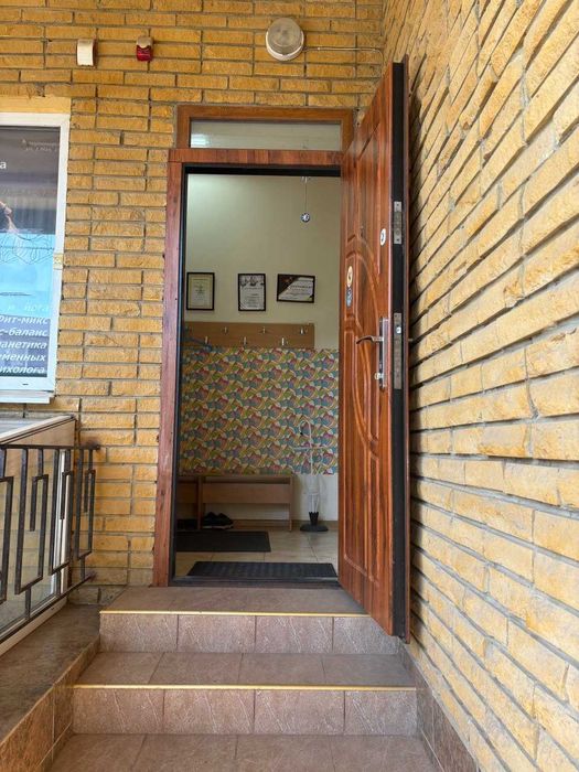 ПРОДАМ комерційне приміщення у м. Чорноморськ