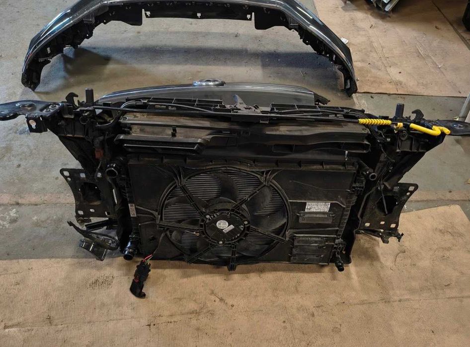 VW T-Roc I 2GA Передня панель телевізор