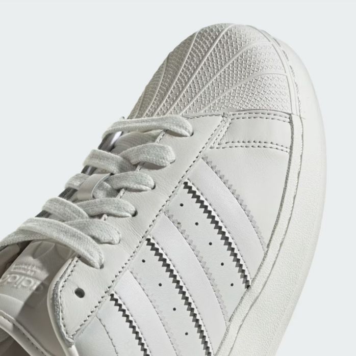 SarBut Adidas Superstar XLG rozmiar 44