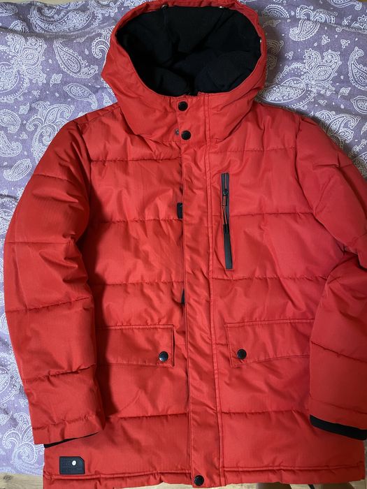 Продається курточка.