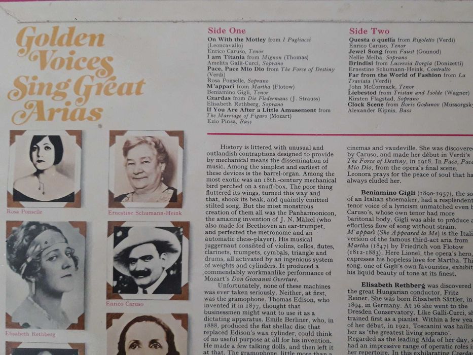 Vinil: Golden Voices Sing Great Arias