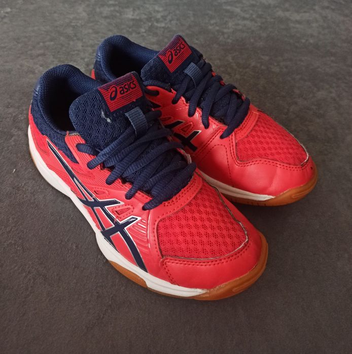 Дитячі кросівки для Волейболу Asics Upcourt 3 Розмір 36-22см