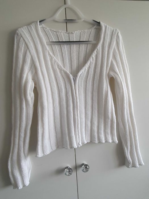 Biały sweter rozpinany - rozmiar 36