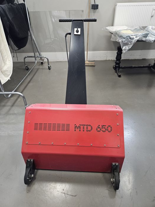 Trzepaczka do dywanów mechaniczna MTD 650