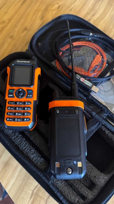 Kit 2 Rádios Baofeng uv-21 pro v2