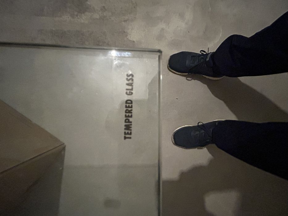 Tampo em vidro para secretaria