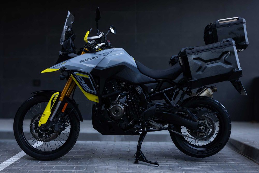 SUZUKI V-STROM 800DE Full Extras!