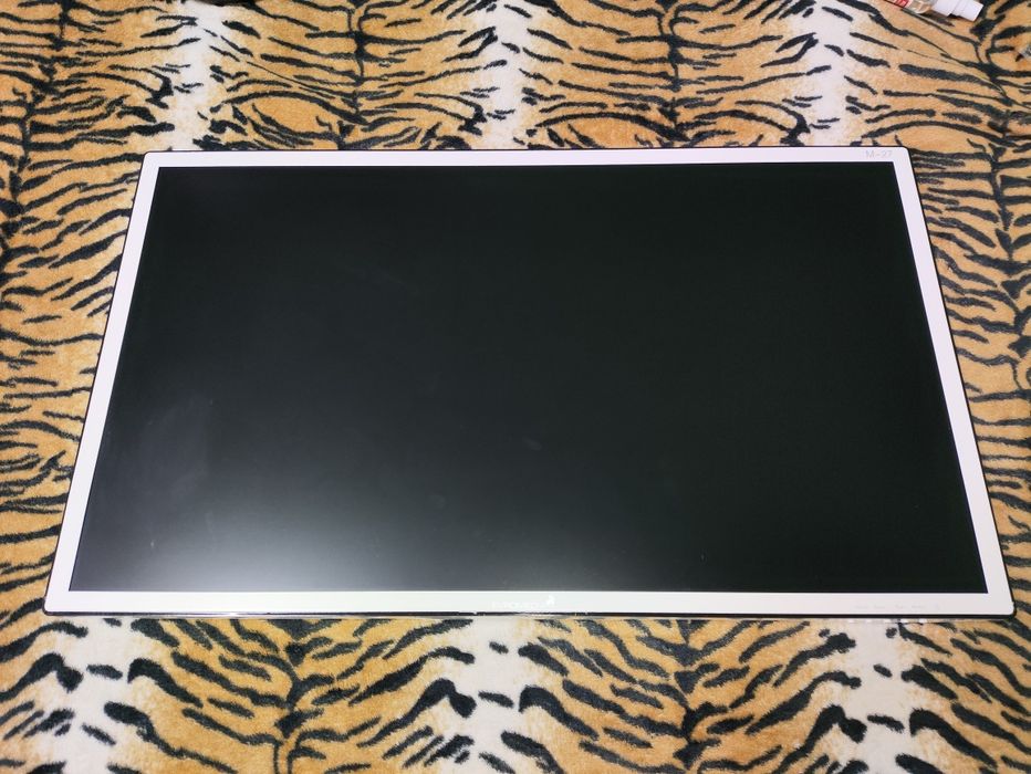 Монитор EvroMedia M-27