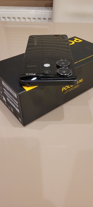 Telefon Xiaomi Poco X6 na gwarancji.