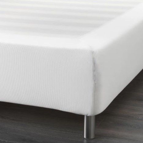 1 x Cama de solteiro de L.90cm (só sommier) sem Cabeceira