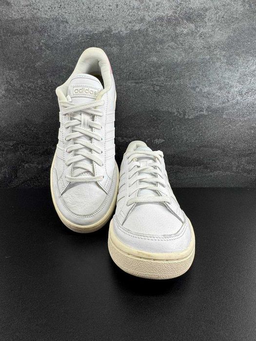 Шкіряні кросівки Adidas Grand Court SE (40)