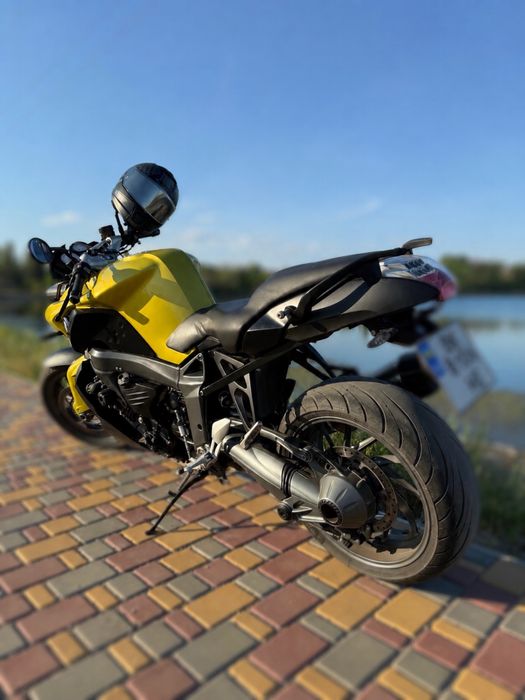 Мотоцкл BMW k1300r