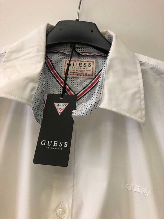 Camisa branca Guess - tam. L NOVA