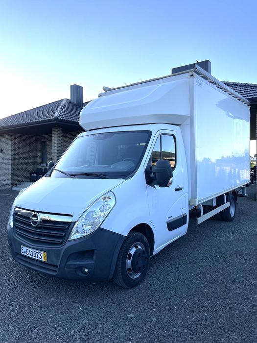 Свіжопригнаний Renault Master, Opel Movano