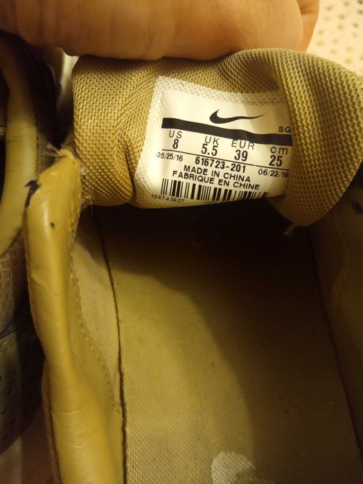 Жіночі кросівки Nike Air Max Thea Premium 39 р
