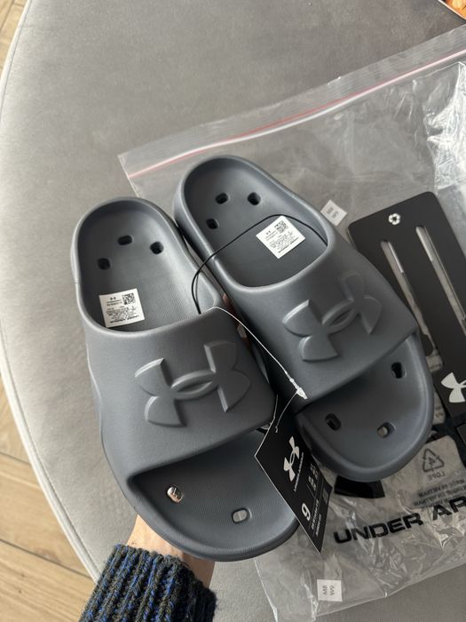Nowe Gumowe Klapki Męskie Under Armour Szare Miękkie 40,5