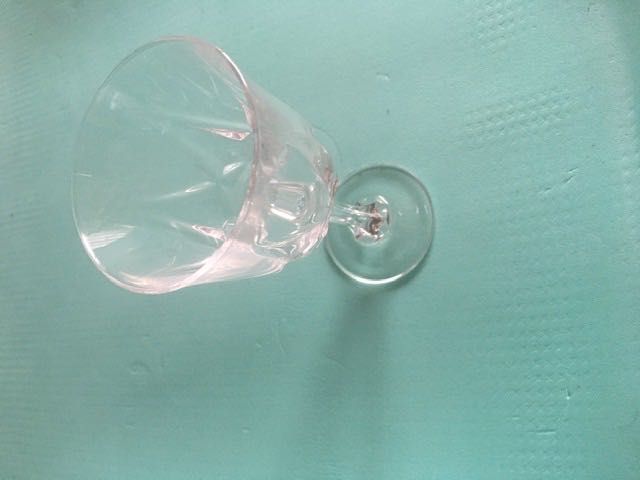 Vendo 1 conjunto de 4 copos cristal d'arques