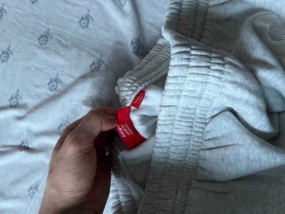 Supreme spodnie szare sportowe S LOGO L nowe