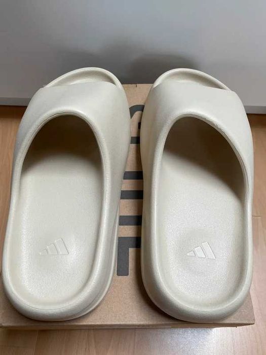 adidas Yeezy Slide .44