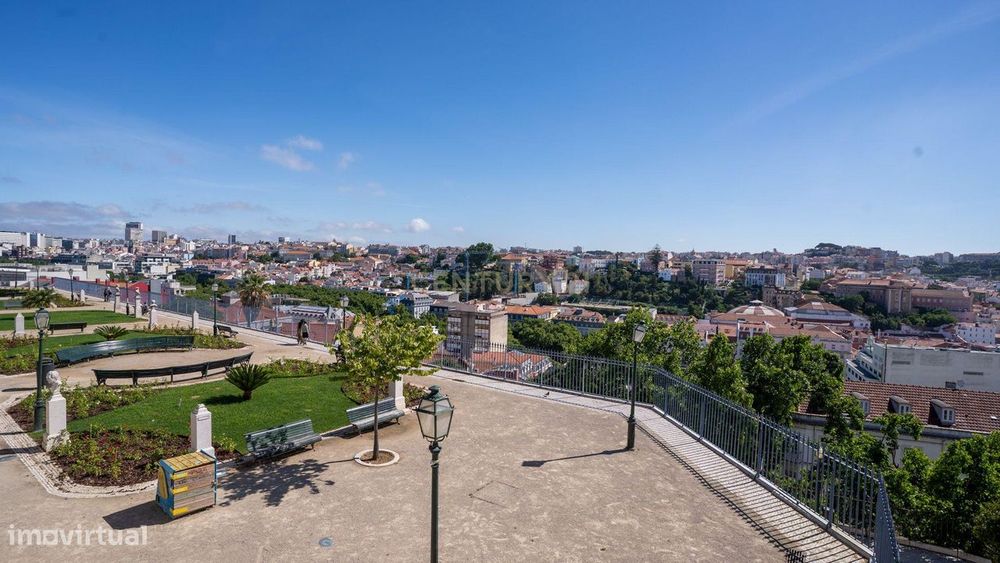 Apartamento T2 no Bairro Alto
