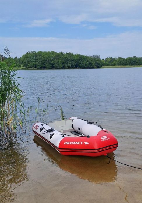 Ponton Cheyenne V 300 2.5 metra