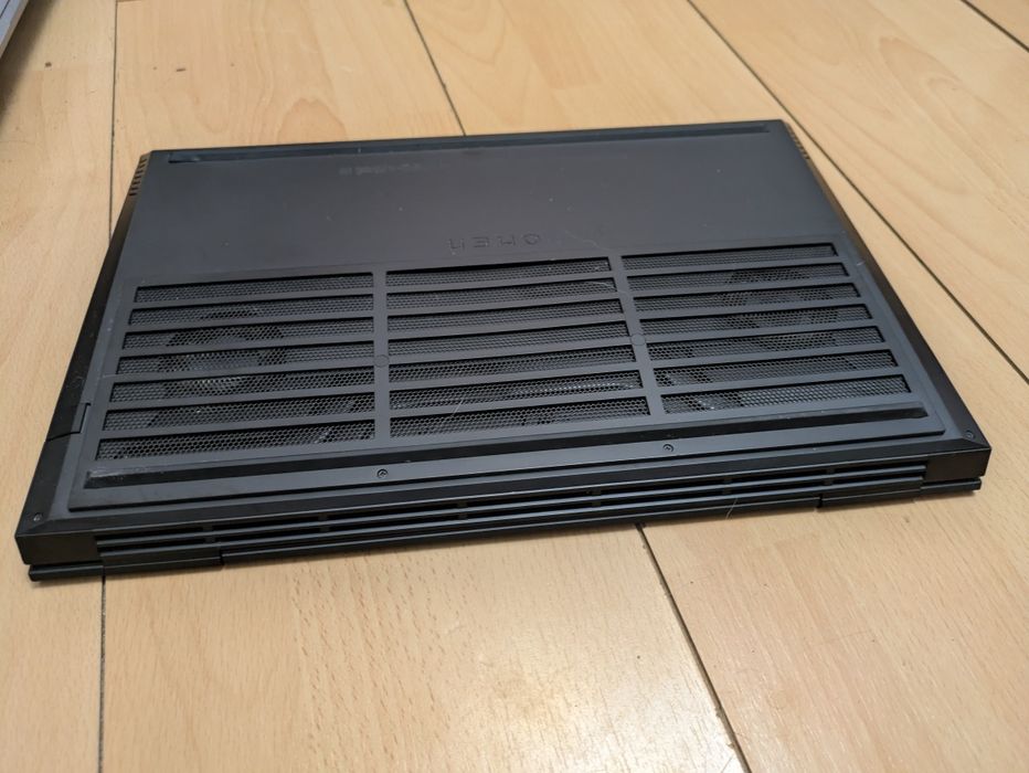 Hp OMEN 15-ek0013dx  i7-10750H/16GB/256GB/RTX2060 6GB