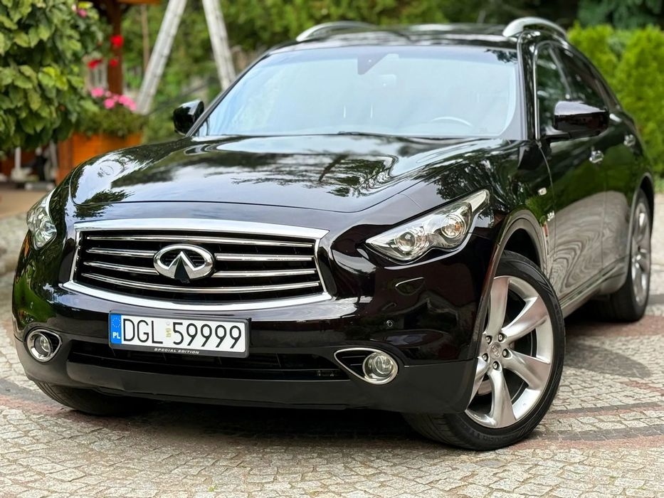 Infiniti QX70