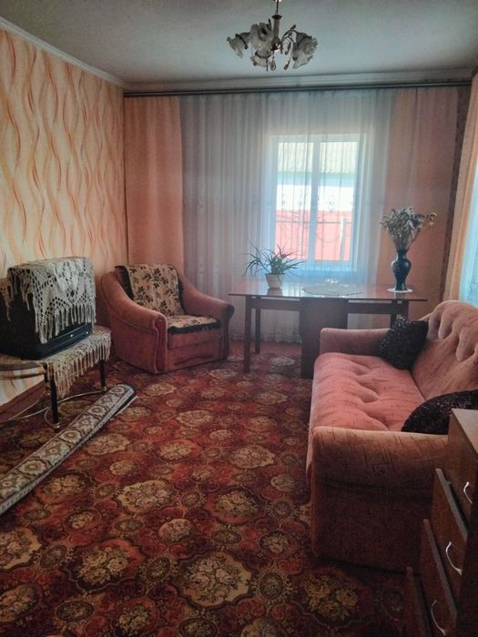 Продам будинок в предмісті Житомира